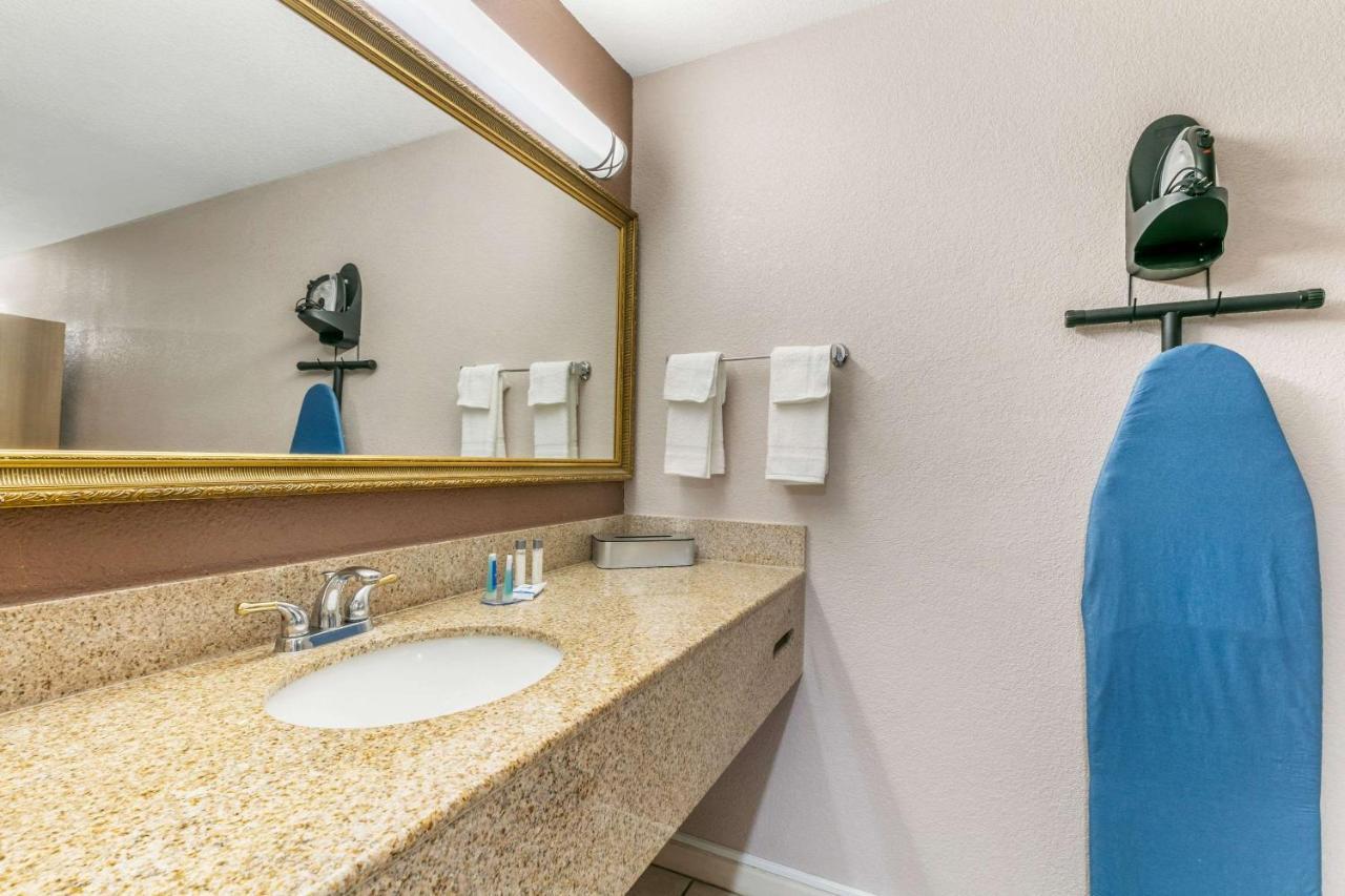 Rodeway Inn Memphis Ngoại thất bức ảnh